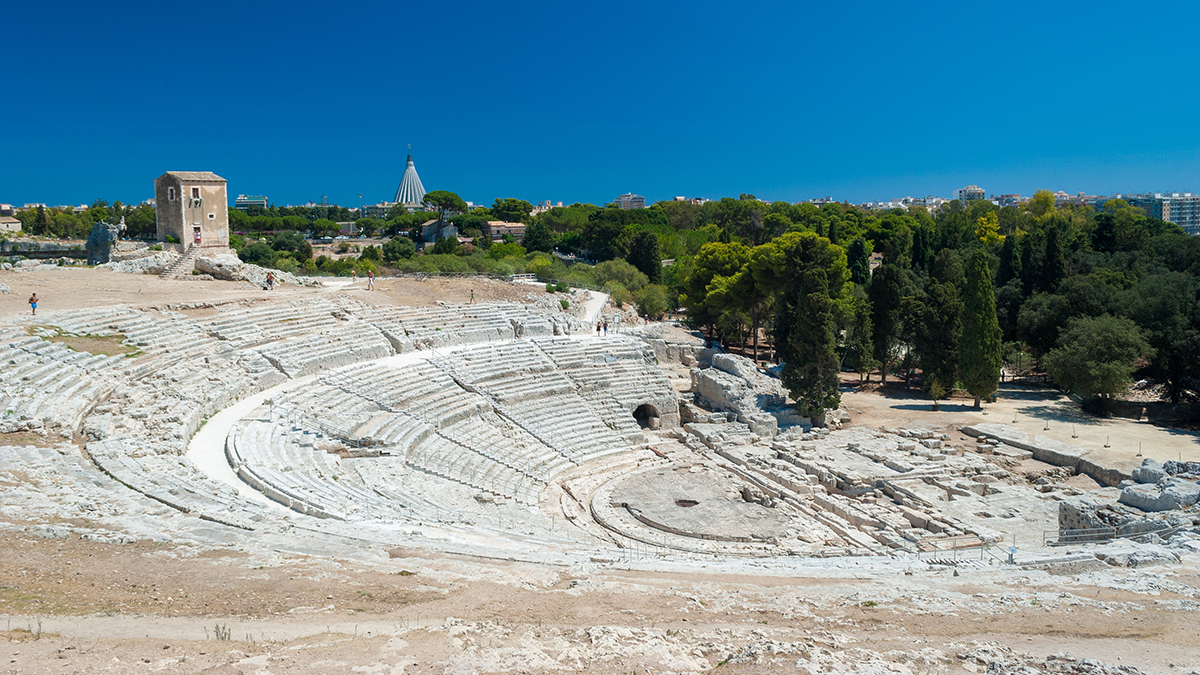 Il teatro greco antico: struttura e funzionamento | Birdmen Magazine