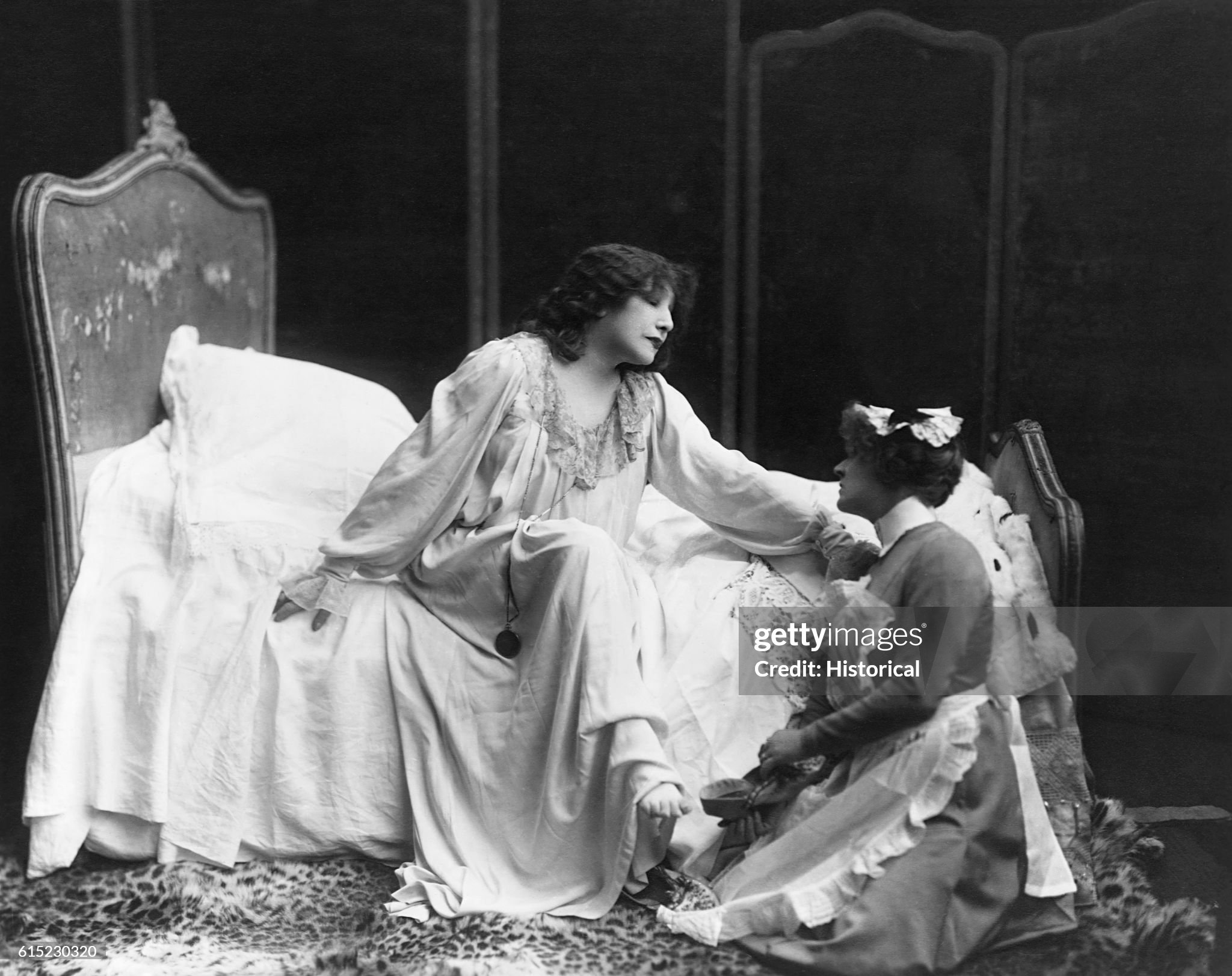 bernhardt-signora-camelie