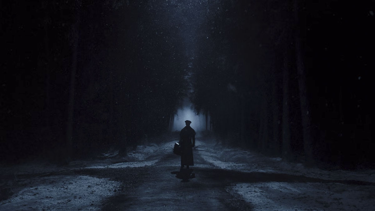 Nosferatu-Eggers-Recensione-notte-foresta